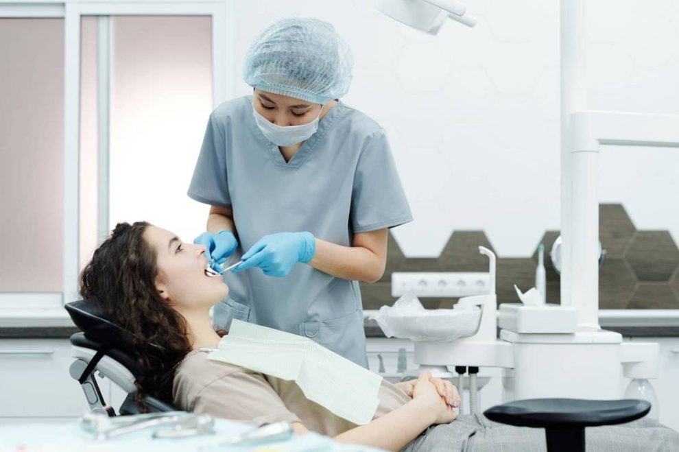 How Oral Implant Have Changed Dental Care